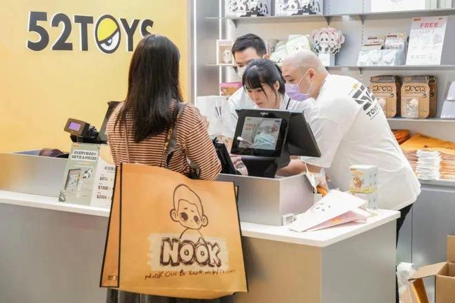 TOYS押注“谷子经济”是影视公司的新出路吗？pg电子试玩网站免费万达、儒意144亿投资52(图3)